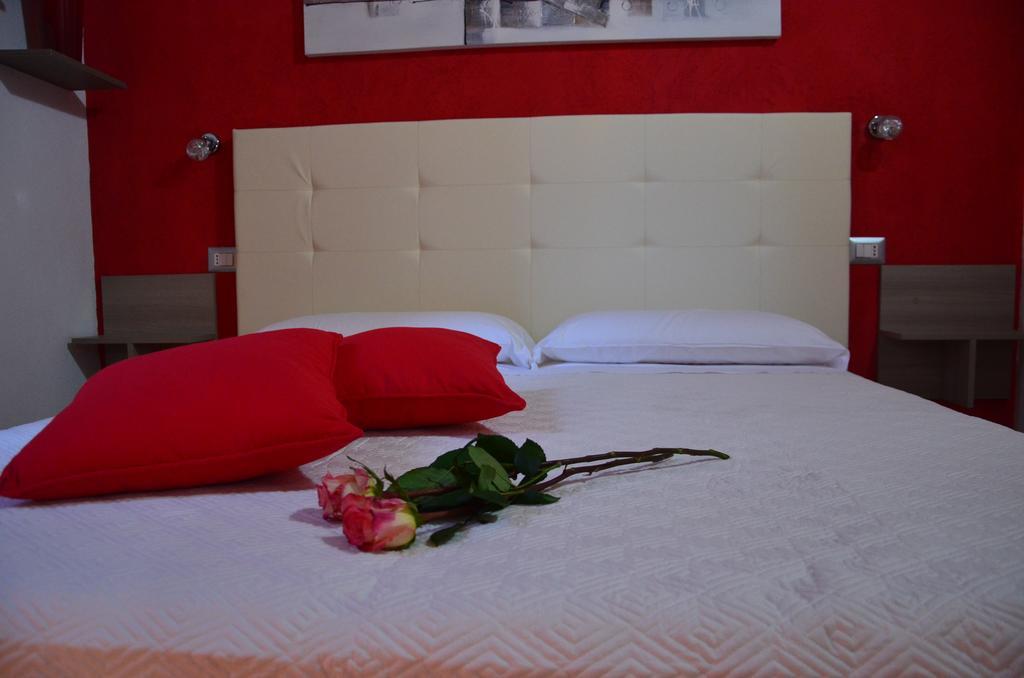Gioia Guesthouse Cabras Exterior photo