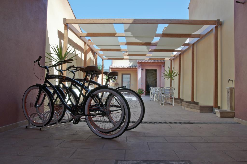 Gioia Guesthouse Cabras Exterior photo